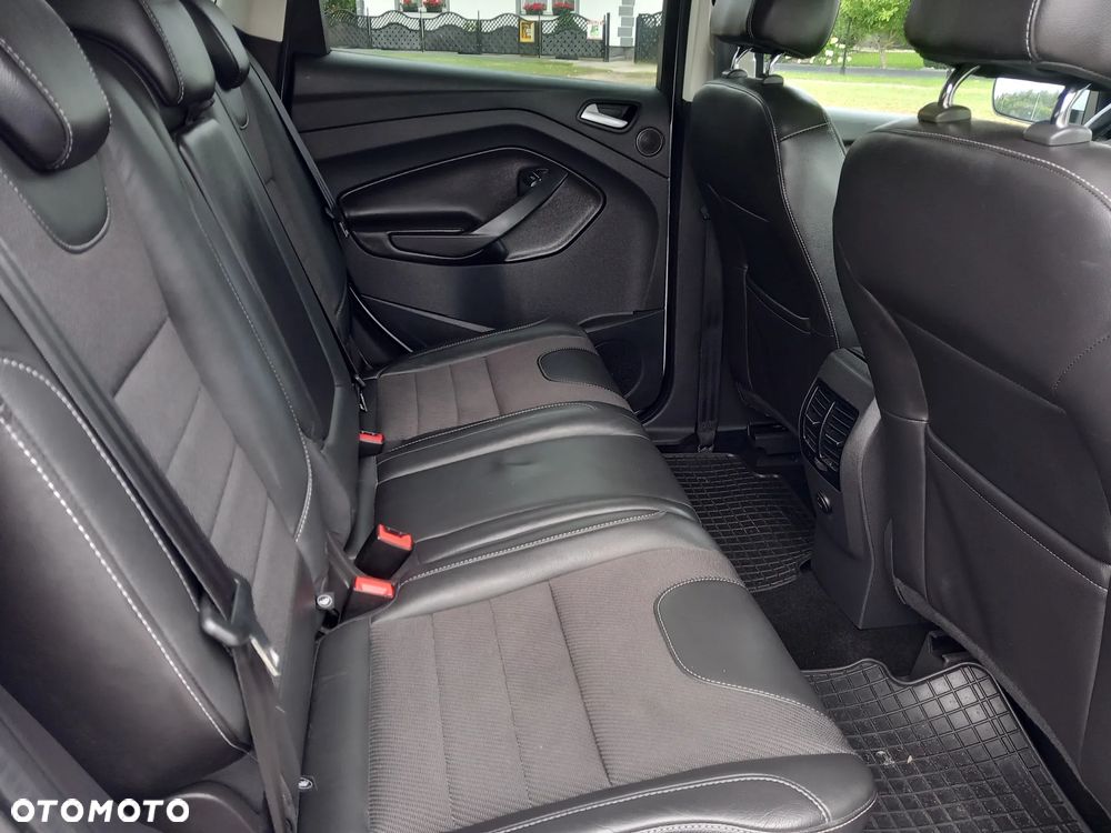 Ford Kuga - 35