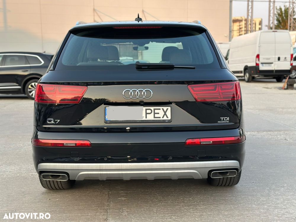 Audi Q7 - 4