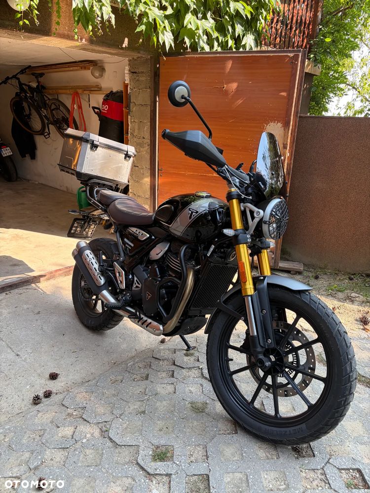 Triumph Scrambler - 1