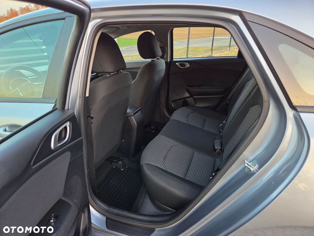 Kia Ceed 1.5 T-GDI S - 14