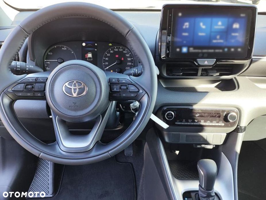 Toyota Yaris - 9