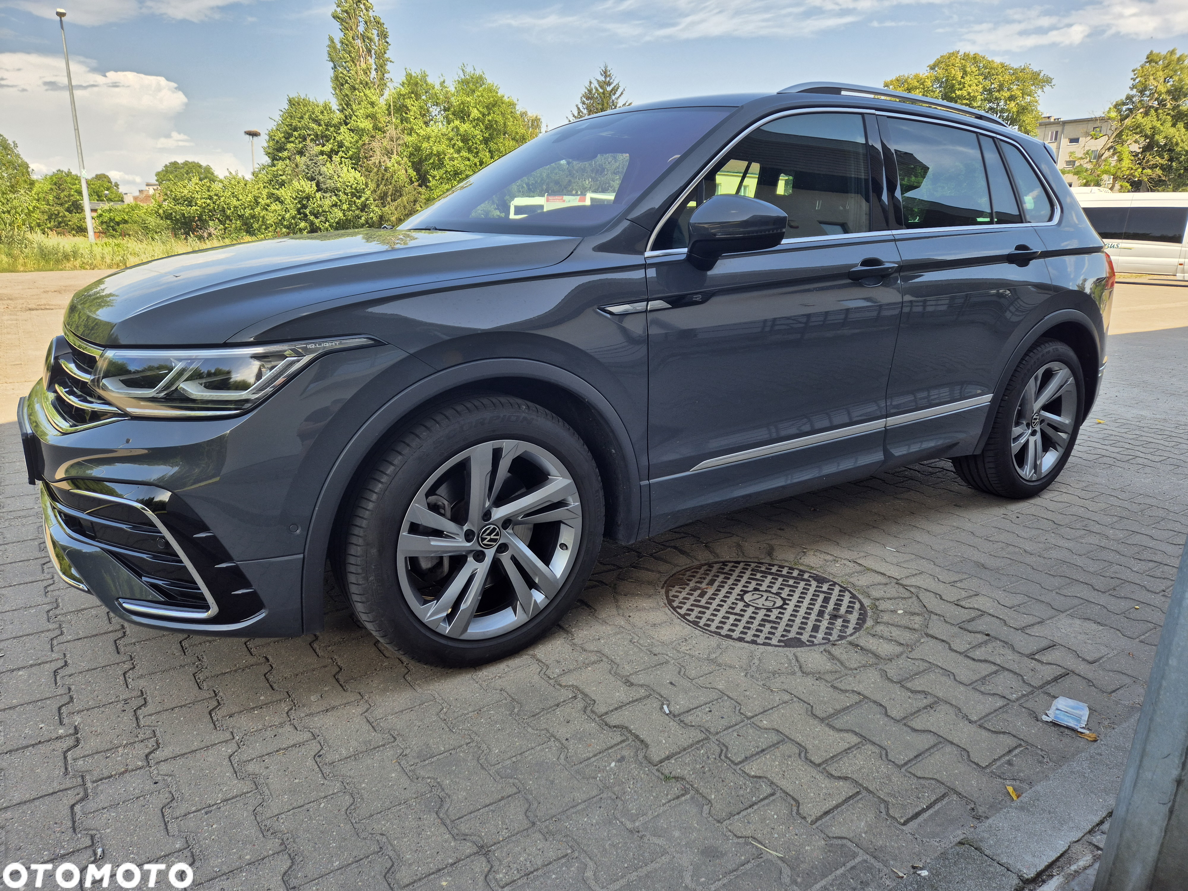 Volkswagen Tiguan 2.0 TDI SCR 4Mot R-Line DSG - 3
