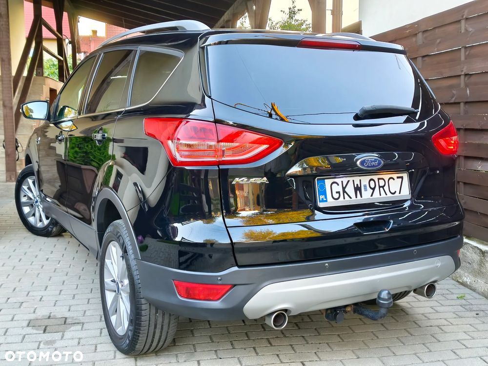 Ford Kuga 2.0 TDCi FWD Titanium - 28
