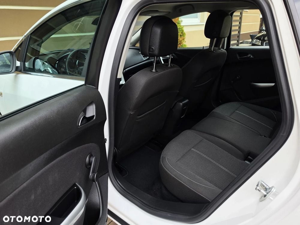 Opel Astra 1.4 Turbo Cosmo - 38