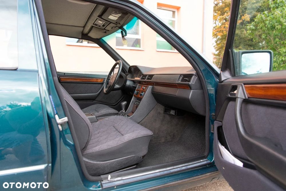 Mercedes-Benz W124 (1984-1993) - 6