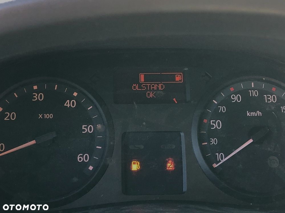 Renault Trafic Blaszak - 13