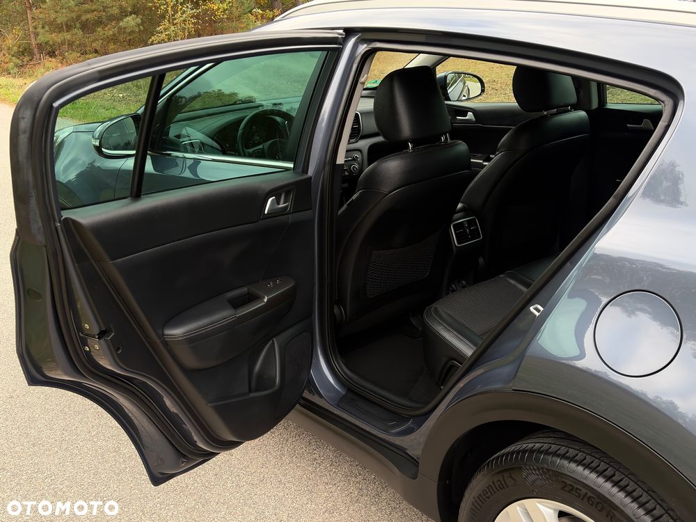 Kia Sportage 1.6 GDI 2WD DREAM-TEAM EDITION - 29