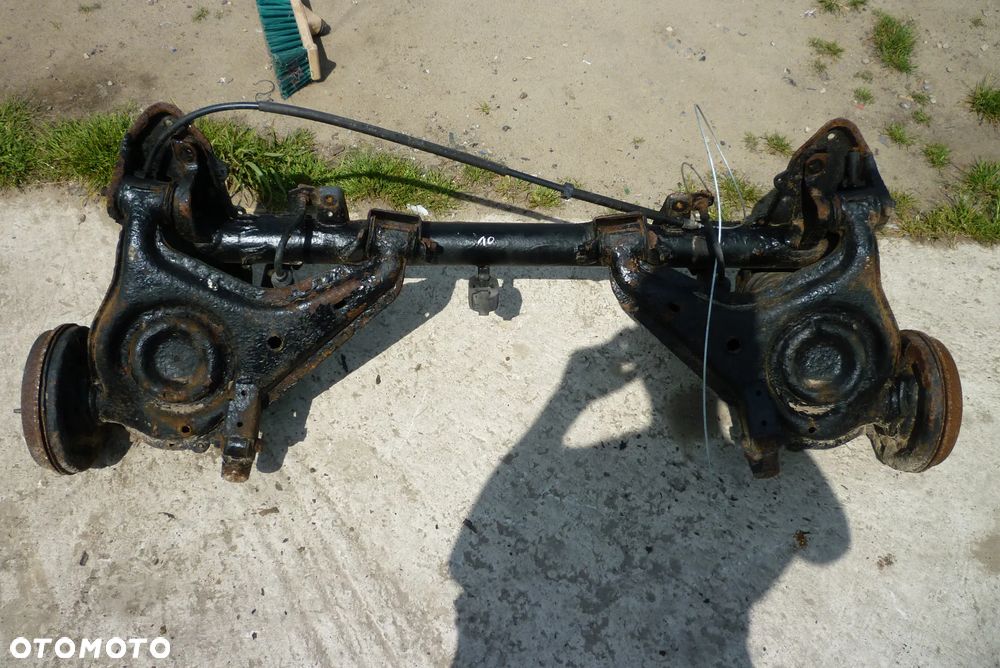 Belka tył oś zawieszenie wahacz Fiat Seicento - 1