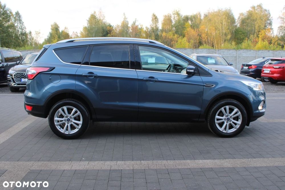 Ford Kuga - 8