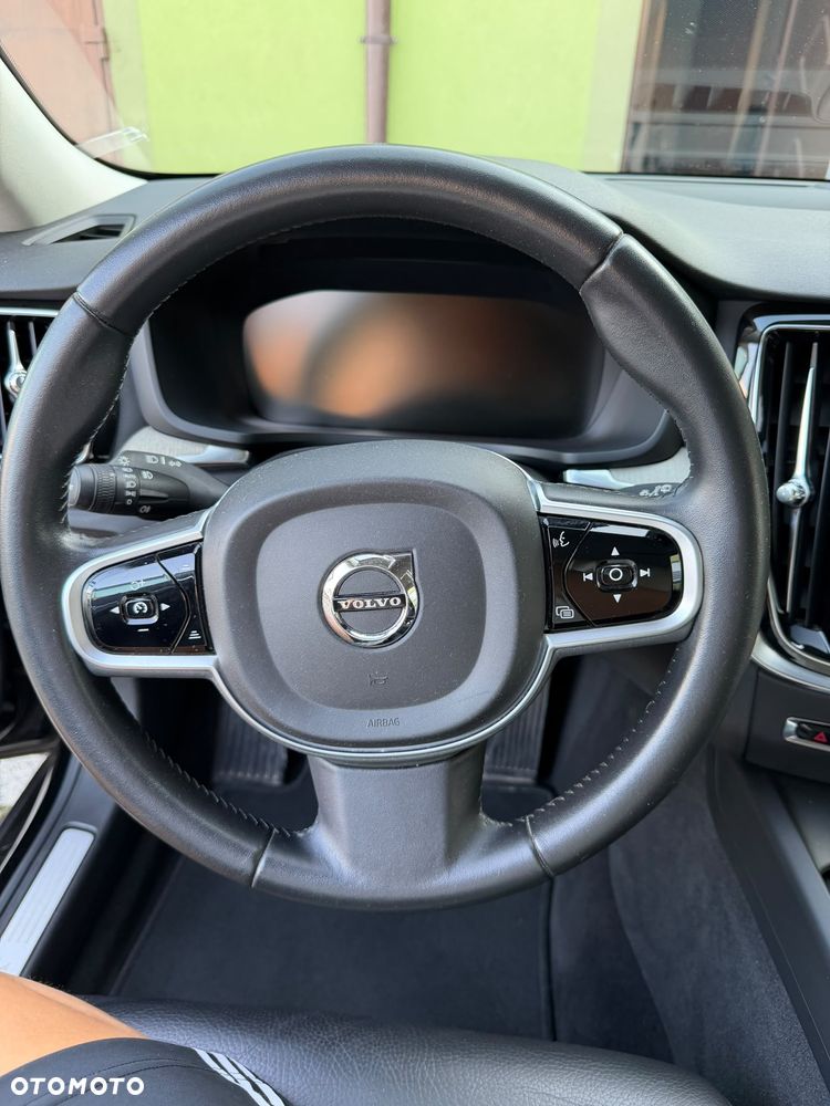 Volvo V60 D4 Inscription - 25