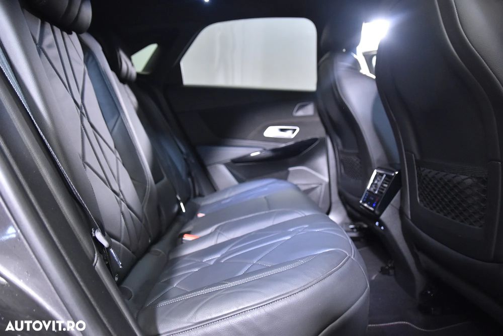 DS Automobiles DS 7 Crossback - 12