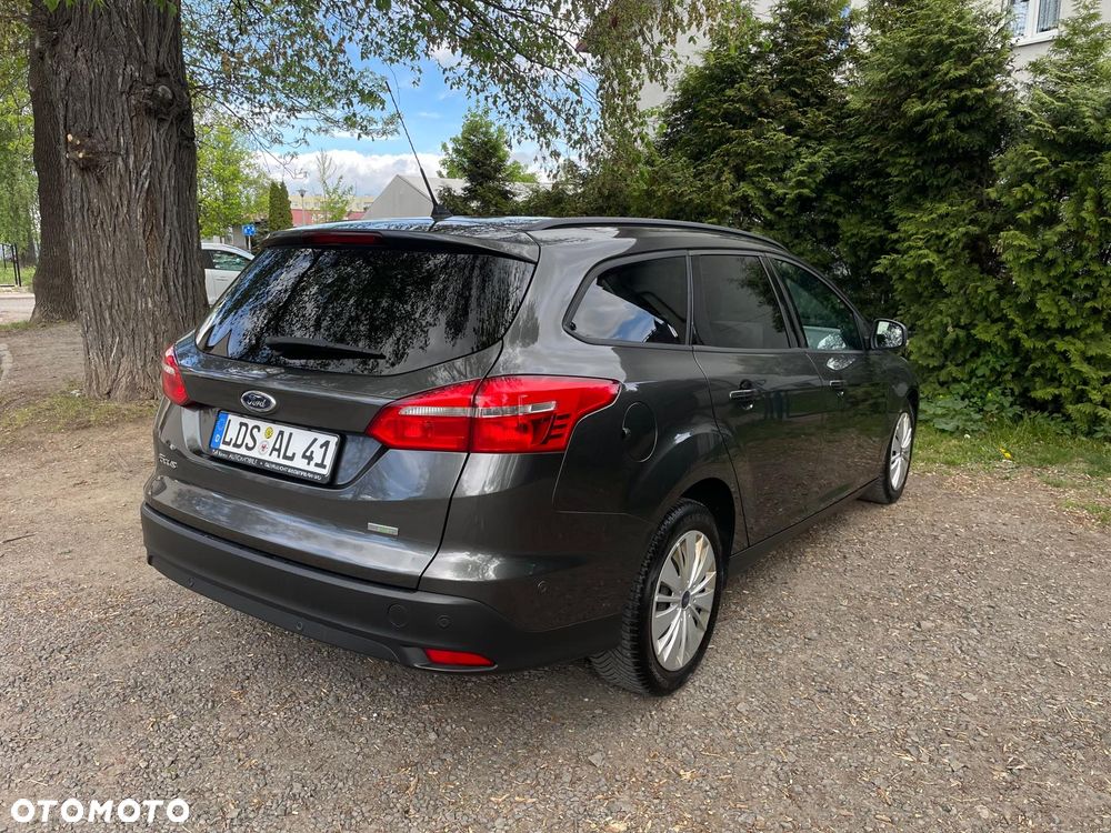 Ford Focus SW 1.0 EcoBoost S&S TITANIUM STYLE - 4