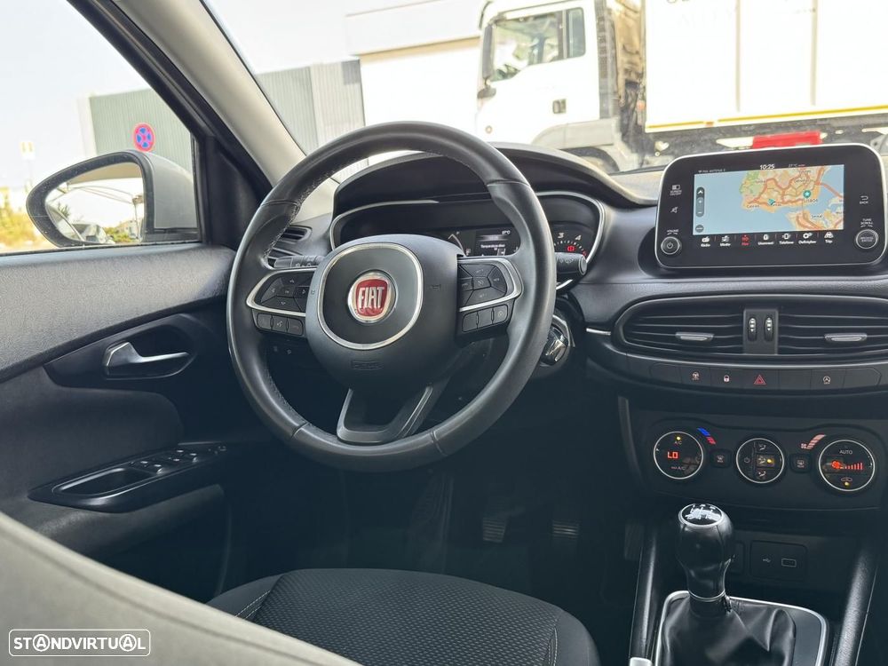 Fiat Tipo Station Wagon 1.3 M-Jet Lounge — fotografia 20