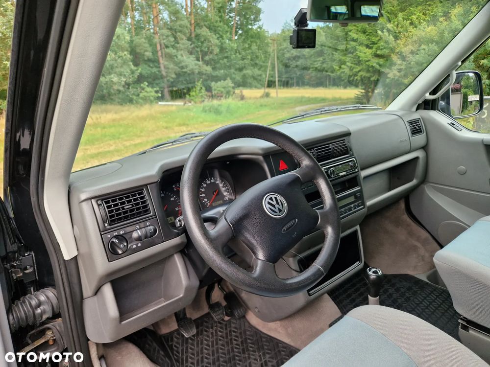 Volkswagen Multivan TDI - 10