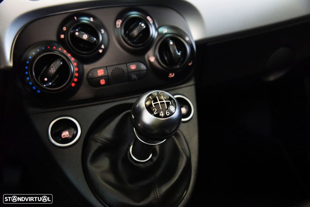Fiat 500C 1.0 Hybrid Connect - 18