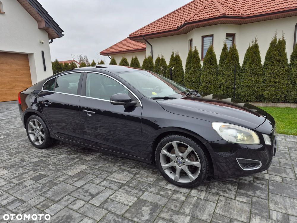 Volvo S60 D5 Summum - 16