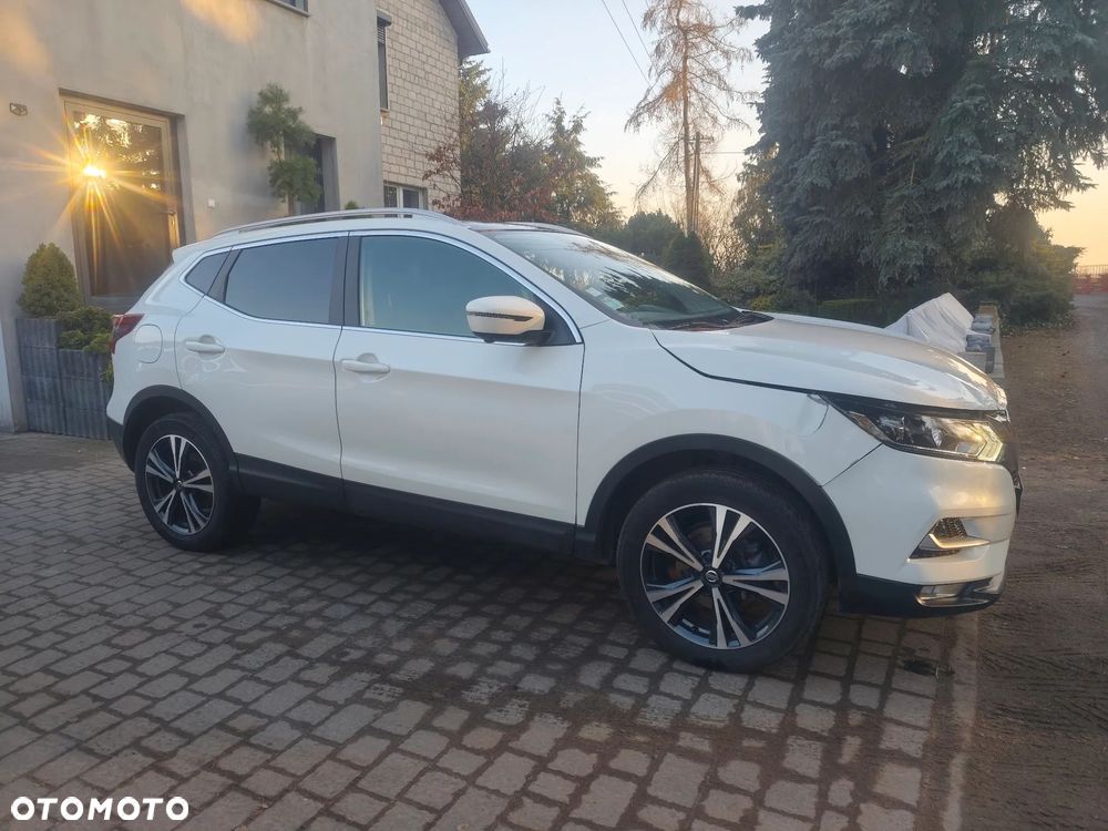 Nissan Qashqai 1.5 dCi Tekna - 4