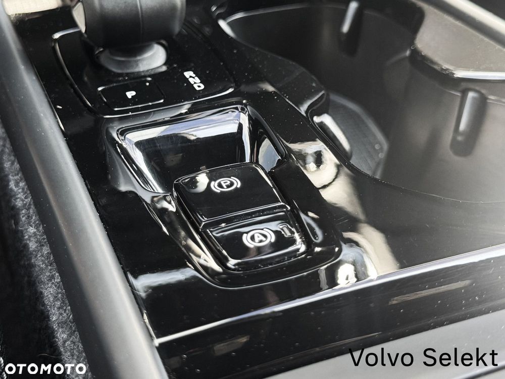 Volvo XC 40 - 23