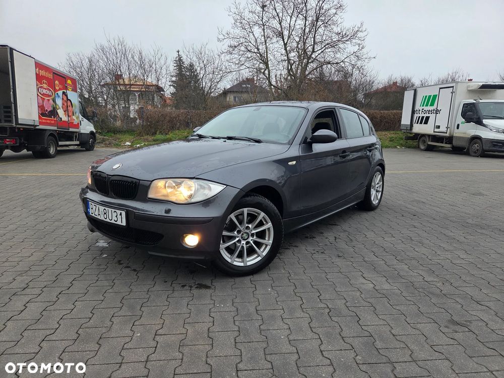 BMW Seria 1 118i - 11