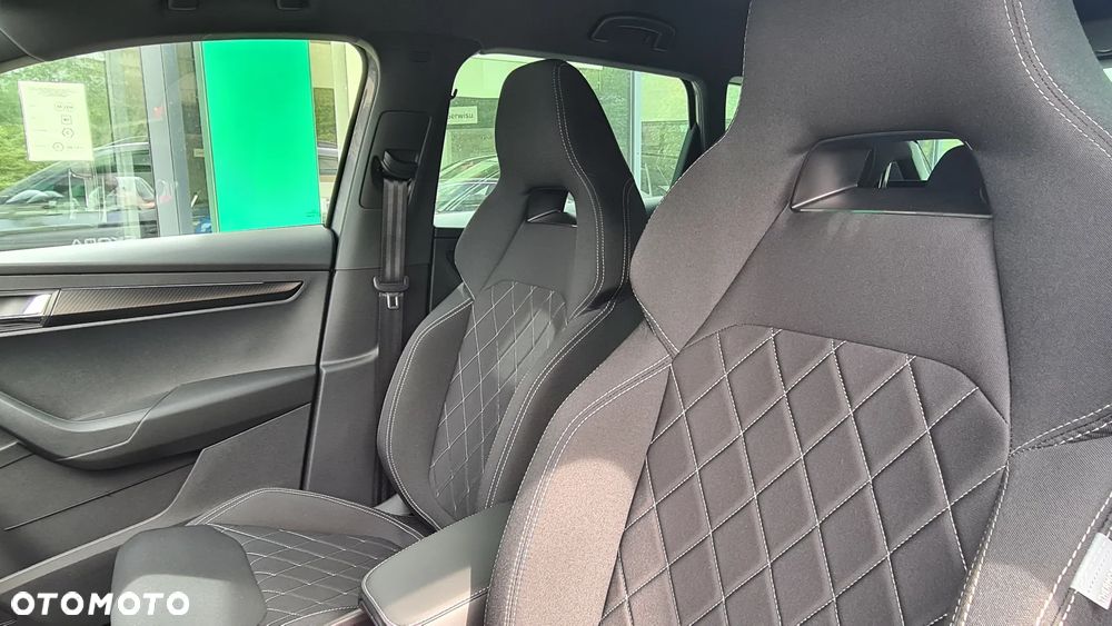 Skoda Karoq 1.5 TSI ACT Sportline DSG - 12