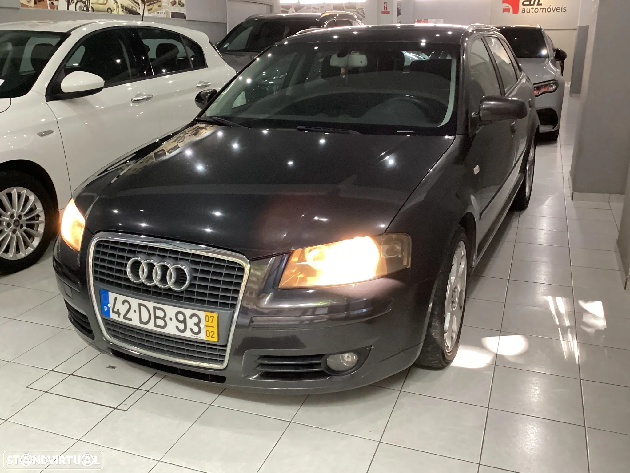 Audi A3 Sportback 2.0 TDi Ambiente - 2