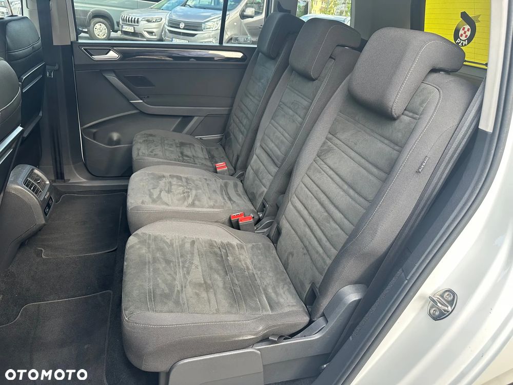 Volkswagen Touran 1.8 TSI BMT Highline DSG - 19