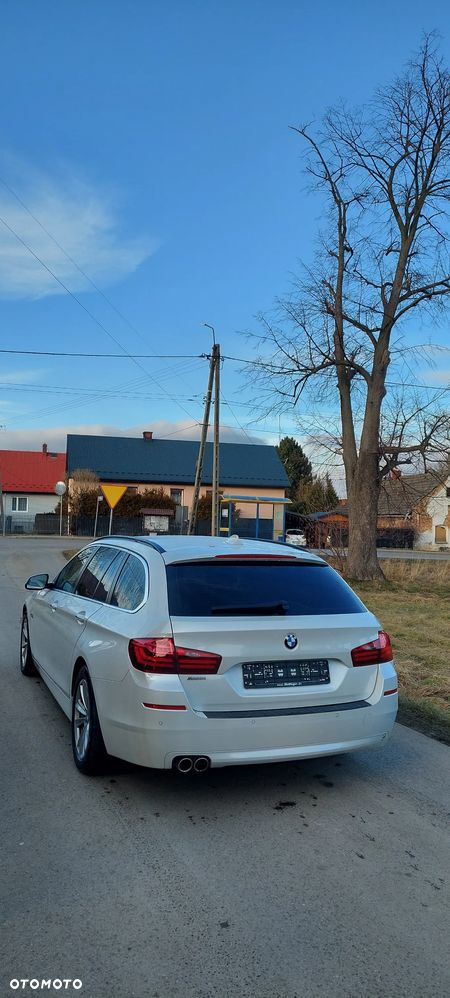 BMW Seria 5 530d xDrive - 7