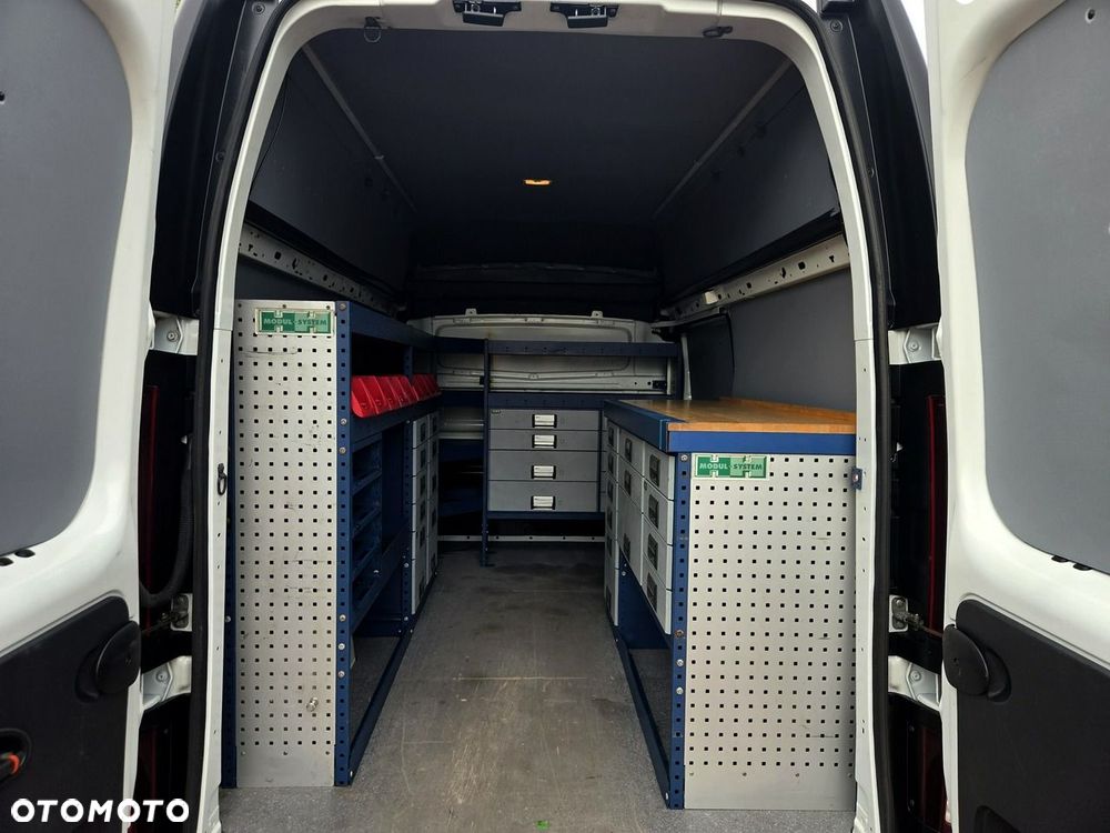 Renault Trafic - 17