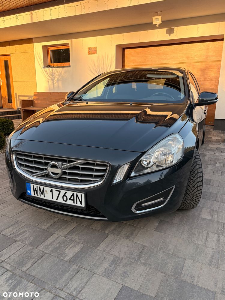 Volvo V60 D4 - 2