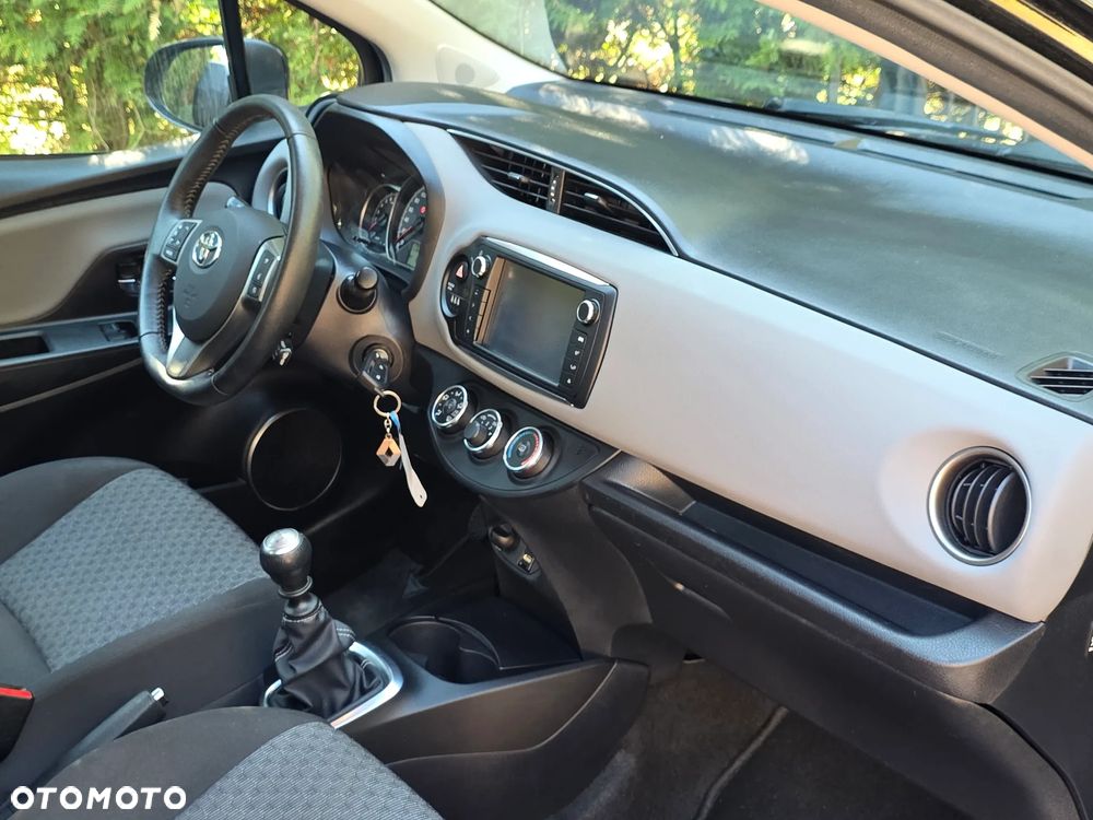 Toyota Yaris 1.33 VVT-i Edition - 36