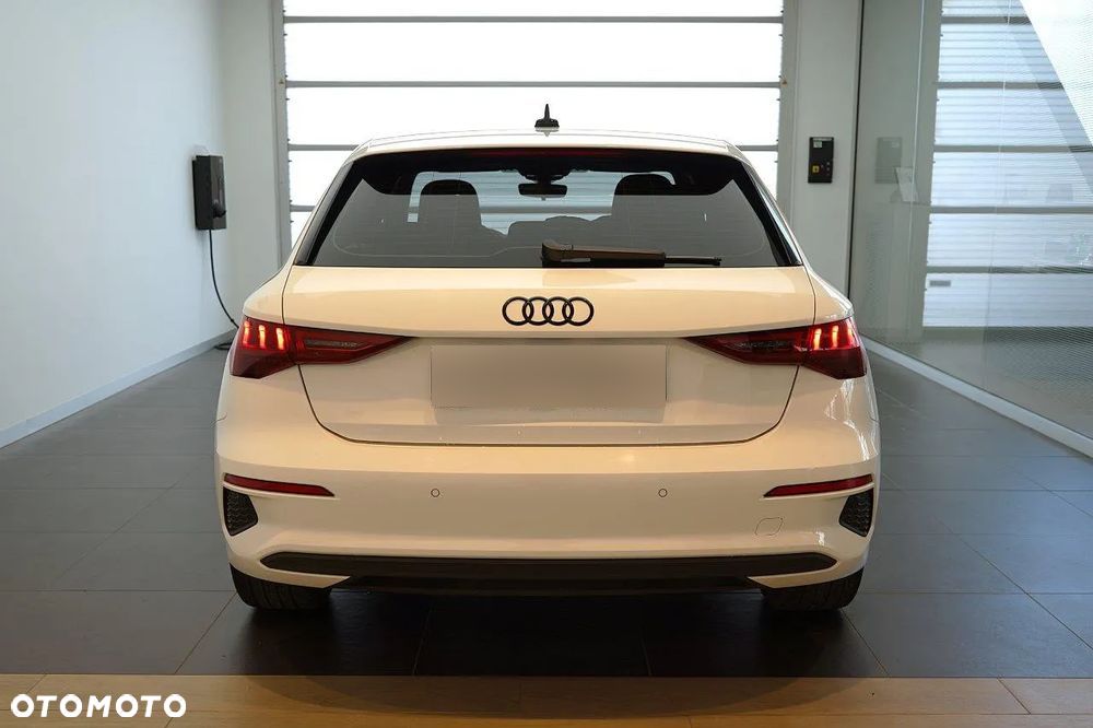 Audi A3 Sportback 35 TFSI mHEV S tronic - 8