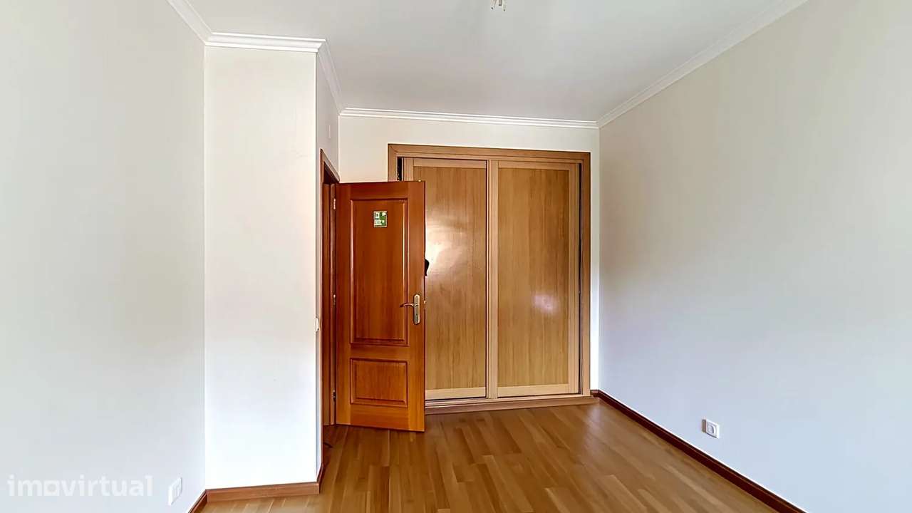 Apartamento T3 Ramada – Espaço, Conforto e Excelente Localização - Grande imagem: 4/14