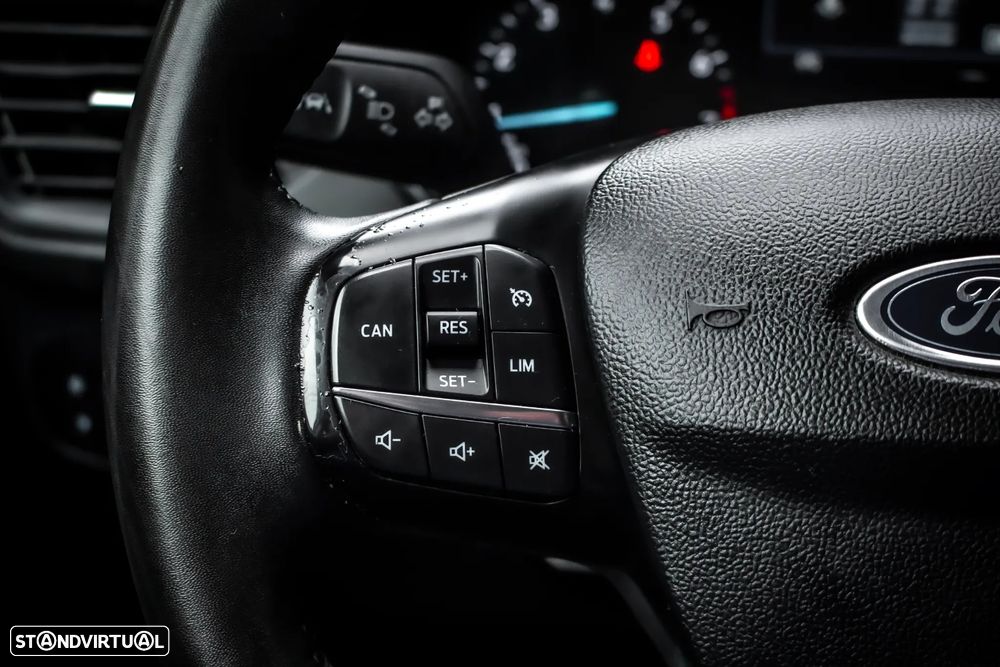 Ford Focus SW 1.0 EcoBoost Business - 14