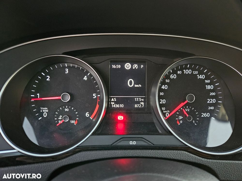 Volkswagen Passat Variant 2.0 TDI DSG Comfortline - 14