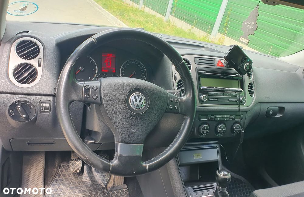 Volkswagen Tiguan 2.0 TDI DPF 4Motion Trend & Fun - 6