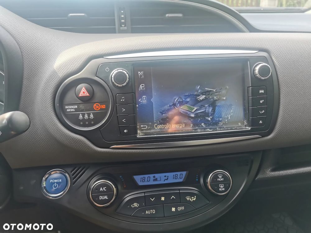 Toyota Yaris 1.5 VVT-i Style - 11
