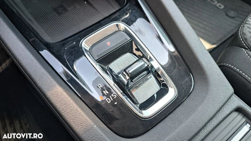 Skoda Octavia Combi 2.0 TDI DSG Style - 24