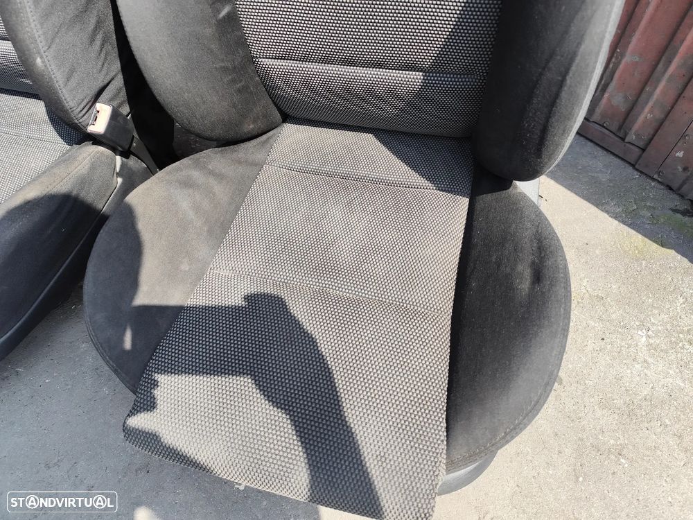 Seat Leon 1M / Toledo - BANCOS FRENTE - 4