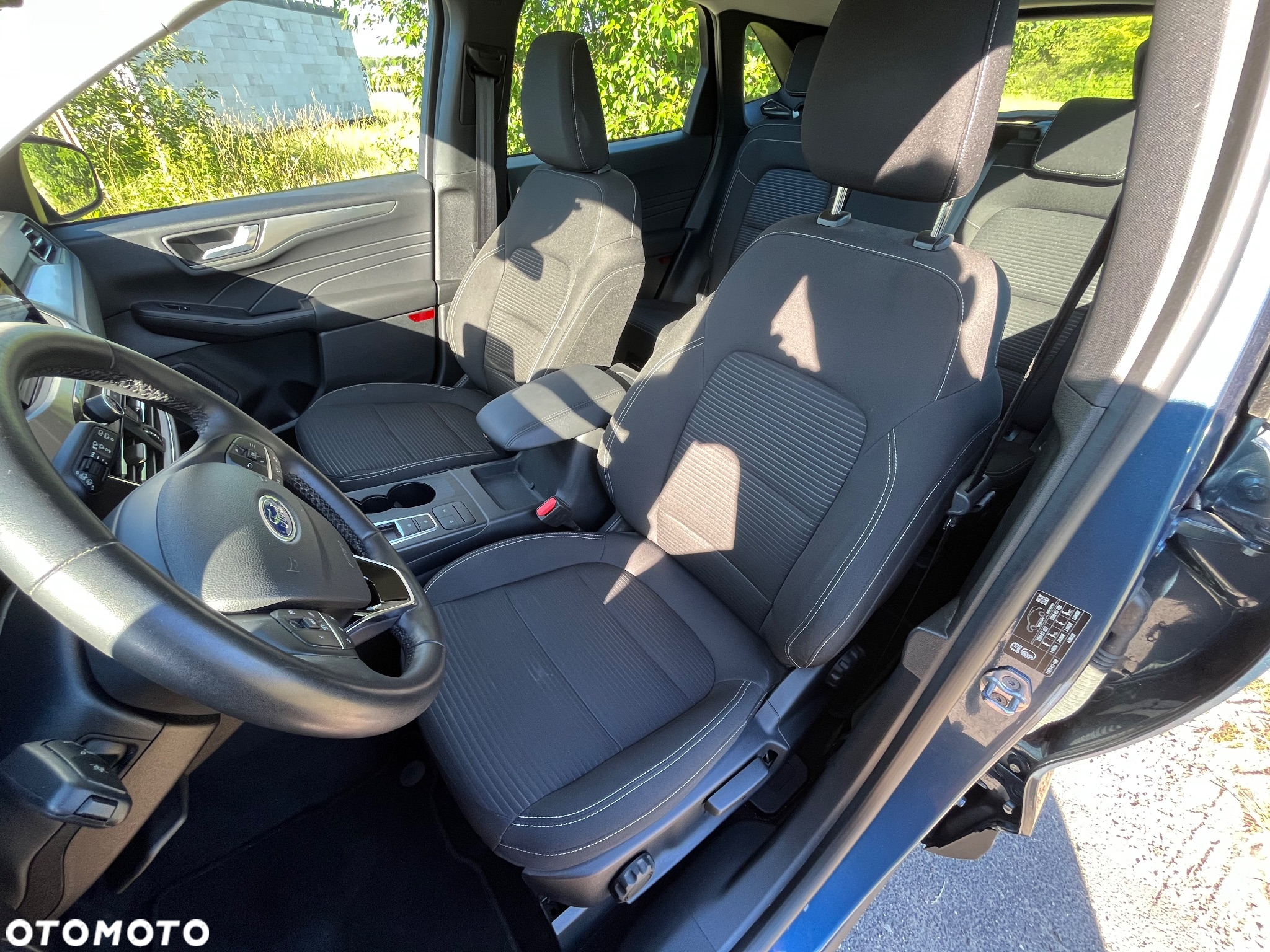 Ford Kuga 2.5 FHEV AWD Titanium - 14