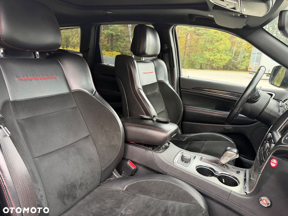 Jeep Grand Cherokee - 9