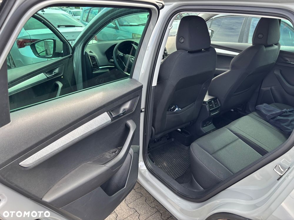 Skoda Karoq 1.5 TSI ACT Selection DSG - 9