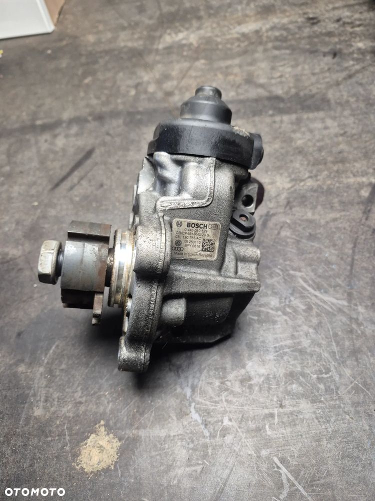 Pompa wtryskowa audi 2.0 tdi 03L130755AC - 3