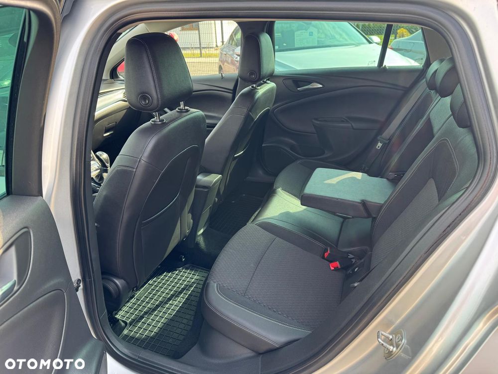 Opel Astra 1.4 T Dynamic - 16