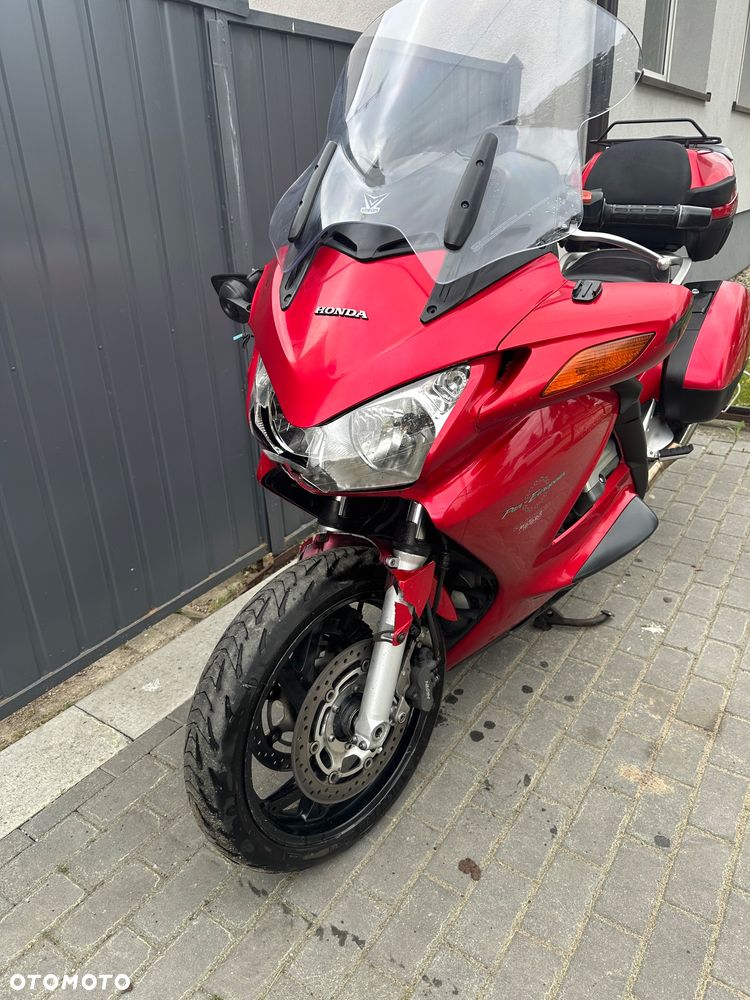 Honda ST - 4