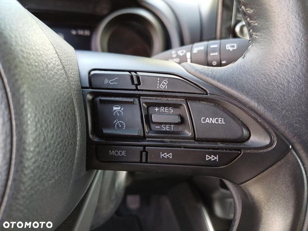 Toyota Yaris Hybrid 1.5 Comfort - 17