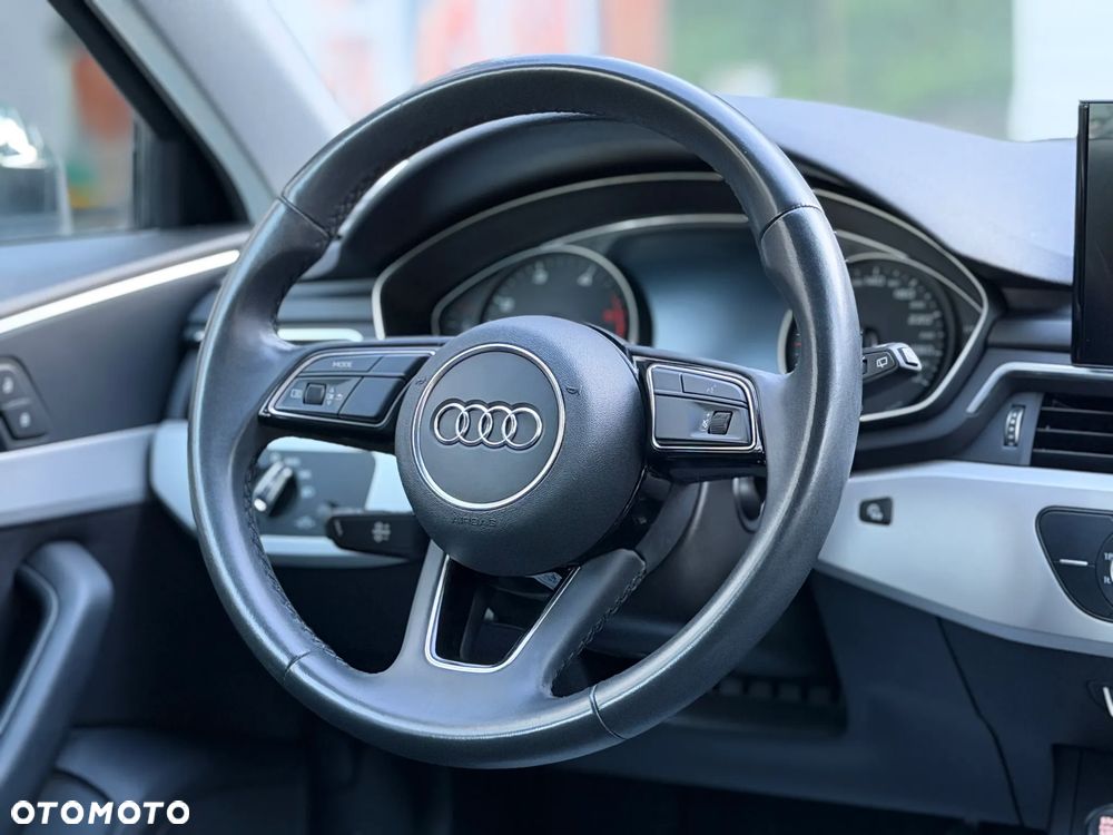 Audi A4 Avant 30 TDI S tronic advanced - 33