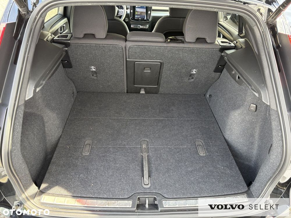 Volvo XC 40 - 24