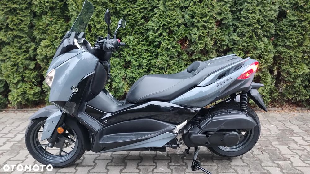 Yamaha X-max - 15