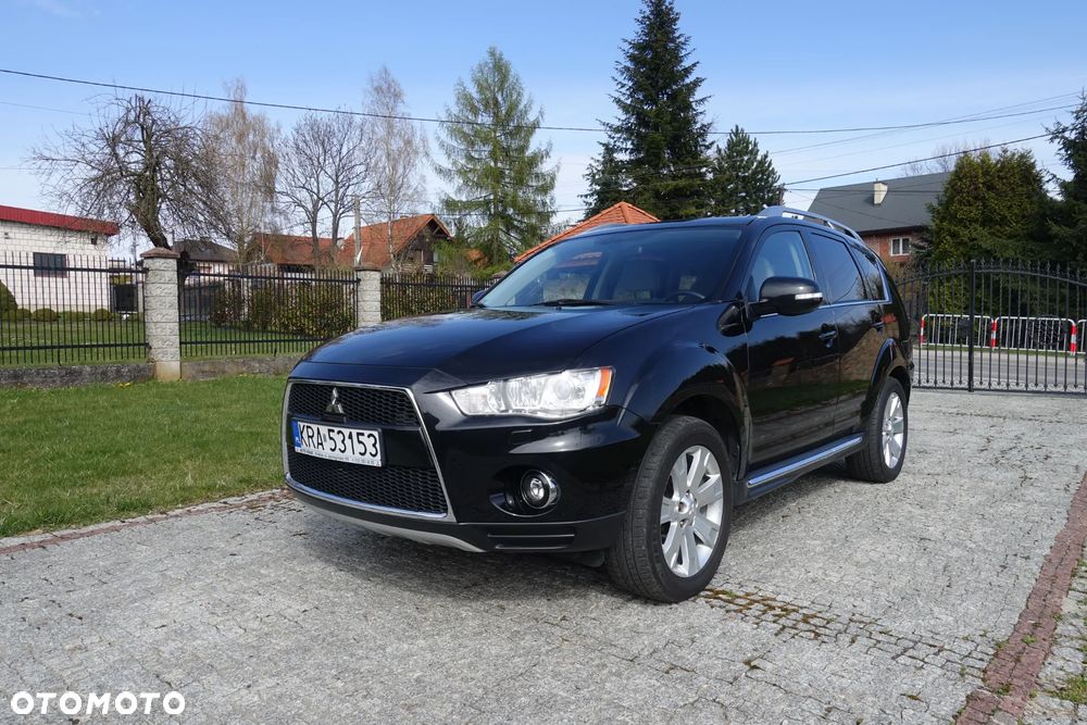 Mitsubishi Outlander 2.0 DID Intense + - 1