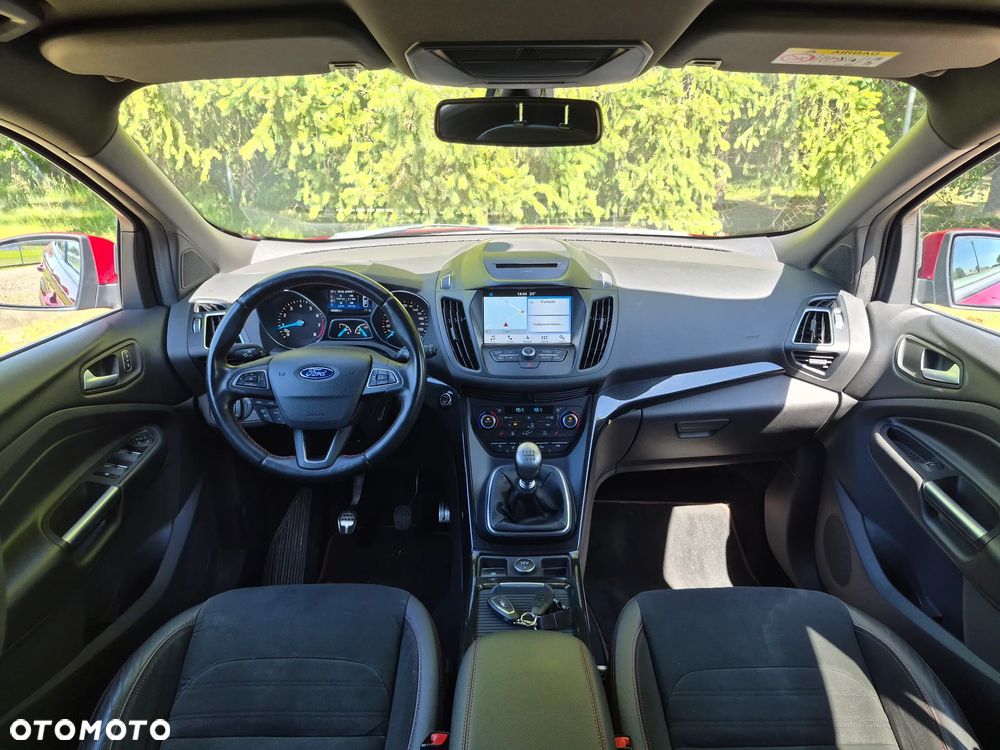 Ford Kuga 1.5 EcoBoost 2x4 ST-Line - 7